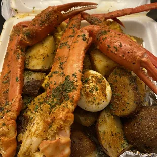 Hadn't ordered from Ducketts before, but wow! The seasoning and sheer amount of food for $20 is amazing!