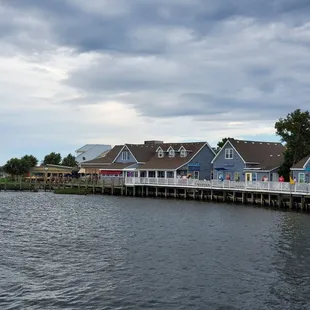 a row of houses along the water