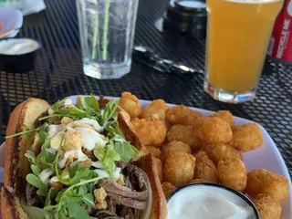 Shooters Saloon And Eatery