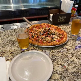 14" Large Supreme Pizza