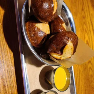 Pretzel Bread