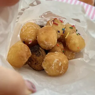 Oreo, Sprinkle &amp; Glazed Donut Holes!
