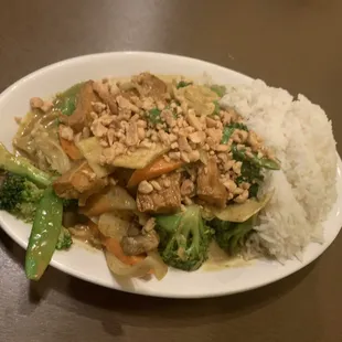 10/3/22: $14.25 coconut curry with vegetables (deep fried tofu). Tasted ok, but salty. 3 stars.