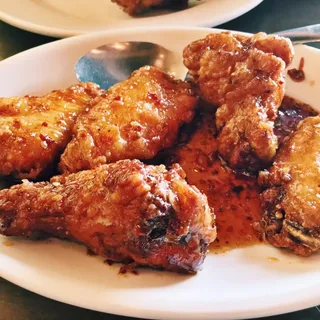 Hot and Spicy Chicken Wings (6)