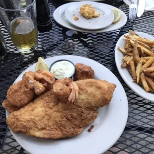 Fried sea food platter