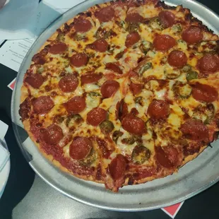 Pepperoni &amp; jalapeno pizza