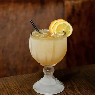 dessert, drink