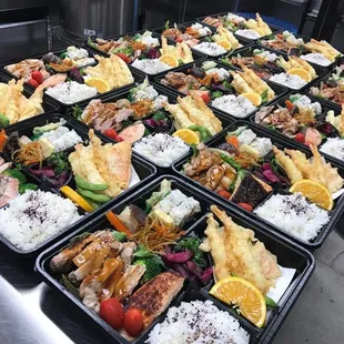 sushi, sashimi, sushi and sashimi, food