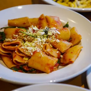 Pomodoro Paccheri - IG: @nelson_eats