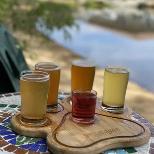 Flights of beer and meads . Amazing outdoor brewery!!
