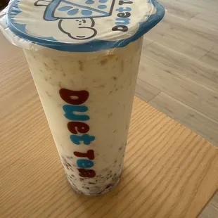 Coconut mango with purple sticky rice