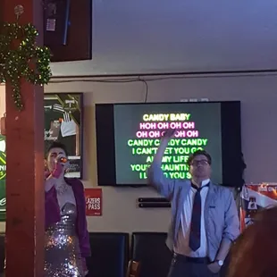 Super fun karaoke action!