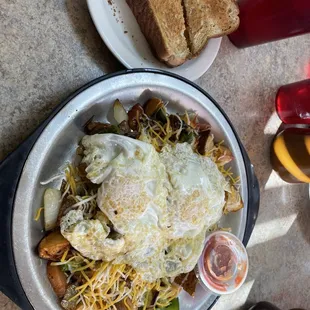Duffy's Garden Skillet and buttered toast