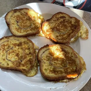 Yummy Homestyle Cinnamon French Toast Combo