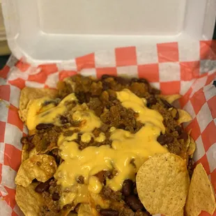 Chili and cheese nachos