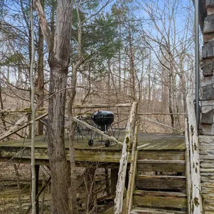 Overlook patio at The Cabin