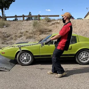 Duggers Towing helping me bring my Saab back home.