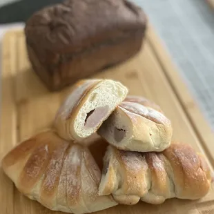 Yam Angel Bread (Cross Section) - Taro/Yam Filling