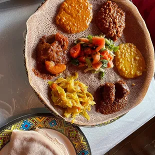 36. Special Dukem Veggie Combo (2) 7 Items