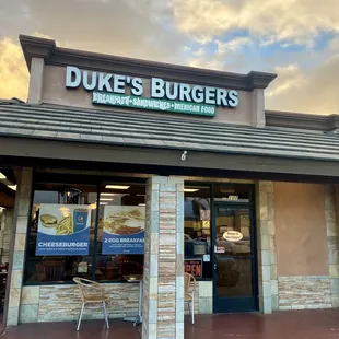 the front of duke's burgers