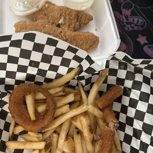 Chicken strip dinner platter