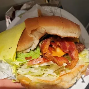 Bacon Avocado Cheeseburger