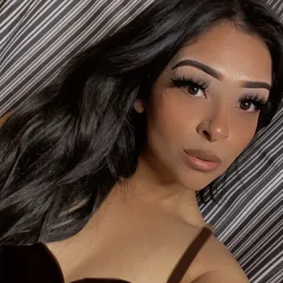 Liz T.