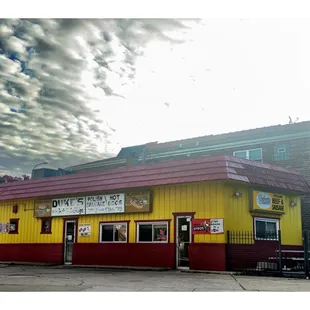 Duke&apos;s . 5659 N Central Ave, Chicago,Old School Chicago Fast Food Place. Hotdogs Italian Beef Polish Steak Fish Chicken Sandwiches etc.