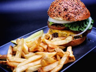 HQ Gastropub - Huntington Beach