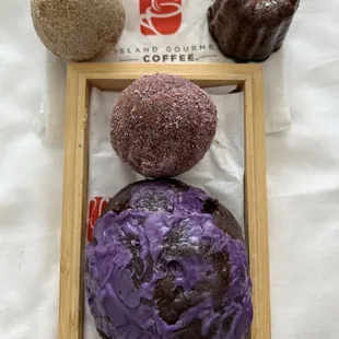 Don't bother w/the ube fritter or canele. Best thing there is the ube Mochi malasadas. Get it!!!