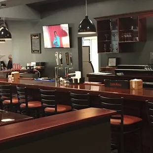 Bar at the Peppermill Bar &amp; Grill