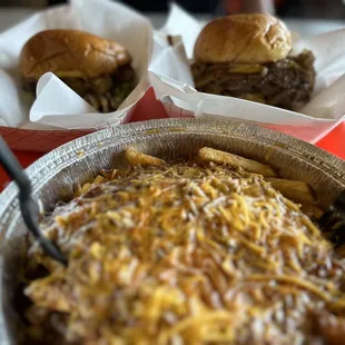 Chili cheese fries