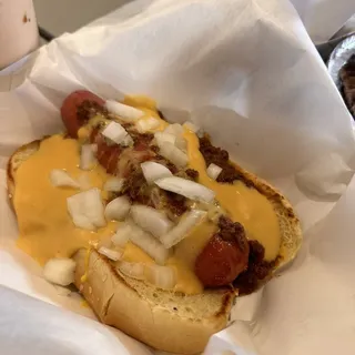 DUKES CHILI DOG