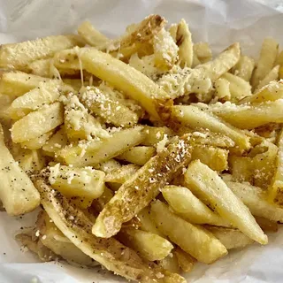 GARLIC PARMESAN FRIES