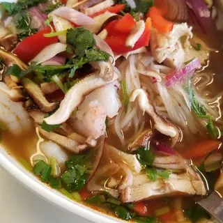 Thai-Tanic Tom Yum Bowl