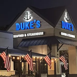 Dukes with flags out in the front showing their patriotism.