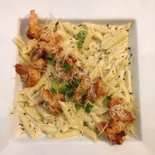 Creamy and delicious Pesto Pasta with Grilled Shrimp