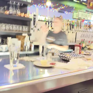 She&apos;s an on it barkeeper!