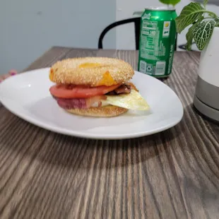 Breakfast sandwich