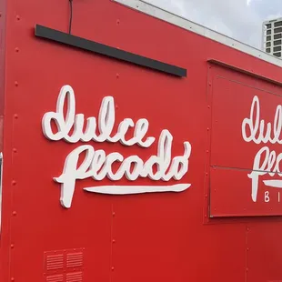 a red food truck