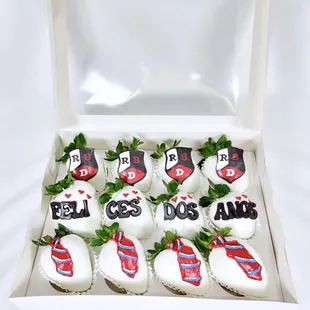 a dozen cupcakes in a box
