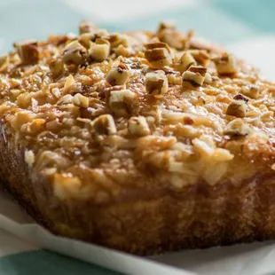 a muffin on a napkin