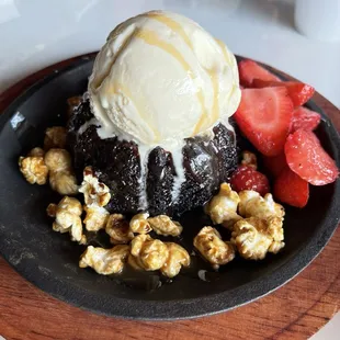 Chocolate Carmel cake