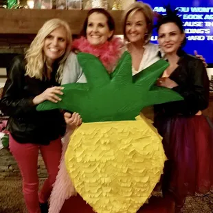 Pineapple piñata for a flawsome birthday girl!