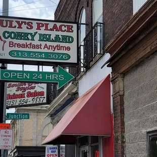 a view of the outside of a restaurant