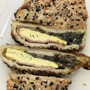 a sandwich cut in half