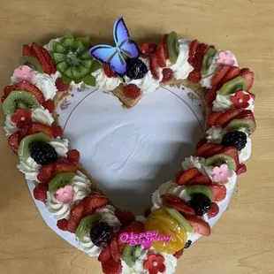HAPPY BIRTHDAY BUTTER PUFF PASTRY FRUIT TART