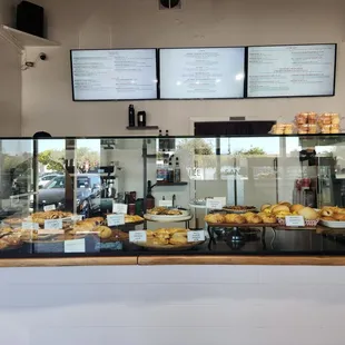 donuts, interior