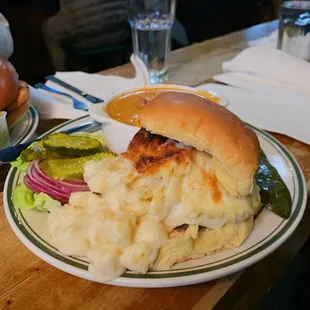 Dumac &amp; Cheese Burger
