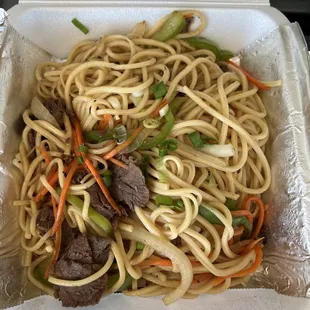 Stir-Fry Noodle with Beef